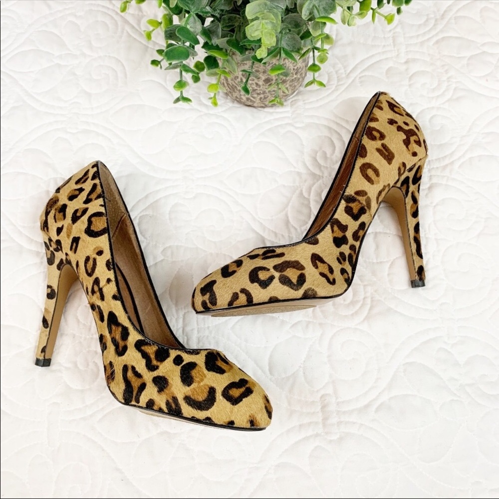 Leopard Pumps